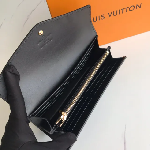 Louis Vuitton Monogram Vernis काला लंबा बटुआ 21