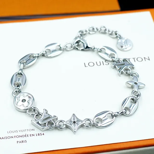 Louis Vuitton Monogram World Tour Gold Silver Chain-Link Bracelet 4