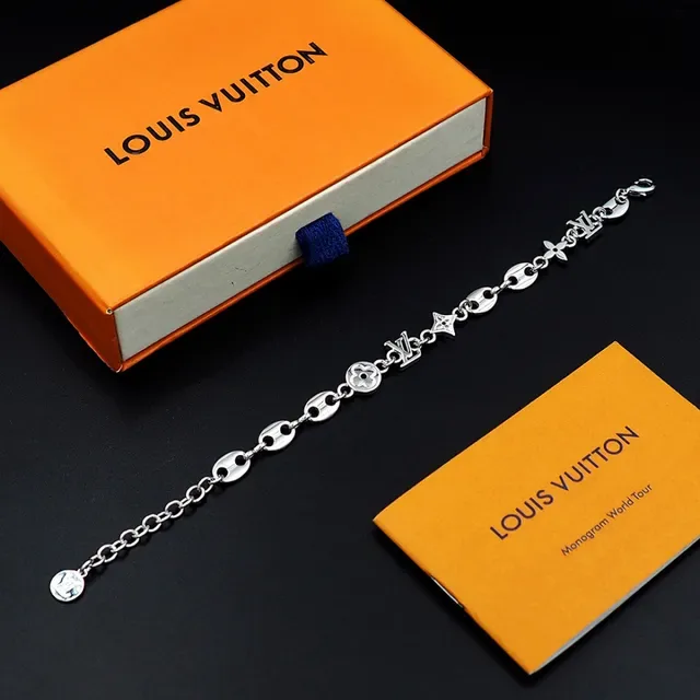 Louis Vuitton Monogram World Tour Gold Silver Chain-Link Bracelet 8
