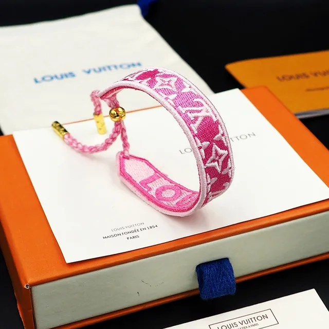 Louis Vuitton Monogram Pulsera Tejida Rosa Beige Bordada Cinta Textil 2