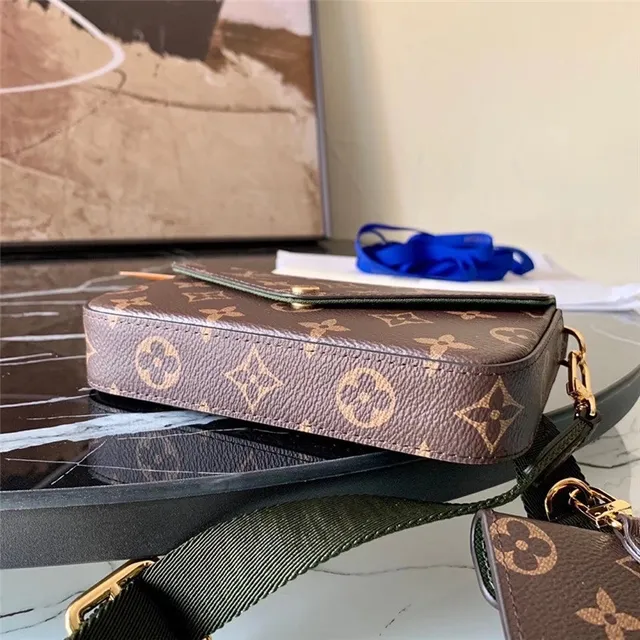 Louis Vuitton Multi Pochette Accessoires भूरा आर्मी ग्रीन Monogram Canvas पलटा बंद मेसेंजर बैग 17