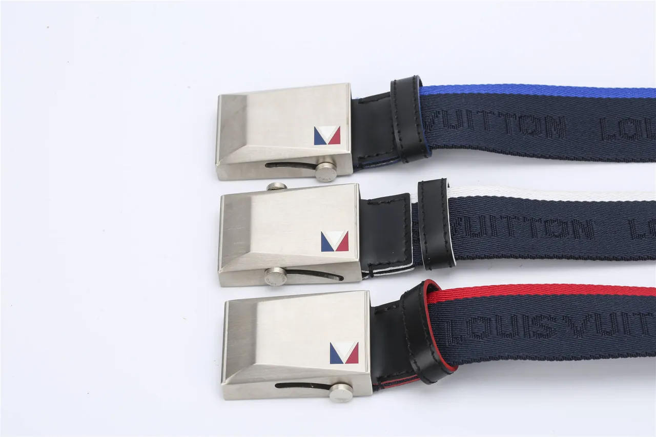 Louis Vuitton Cinto de Lona com Faixa de Nylon Tricô em Azul Marinho e Piping Contrastante 3