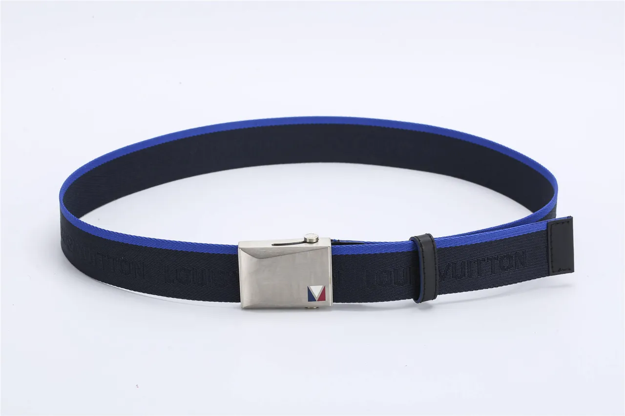 Louis Vuitton Cinto de Lona com Faixa de Nylon Tricô em Azul Marinho e Piping Contrastante 7