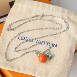 Colar Louis Vuitton Charm Fruta Laranja Esmaltado