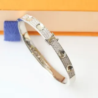 Louis Vuitton Pavé كريستال LV Monogram سوار