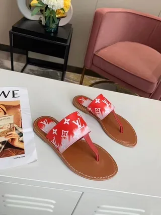 Louis Vuitton Red White Monogram-Print Strap Thong Construction Casual Sandals 8