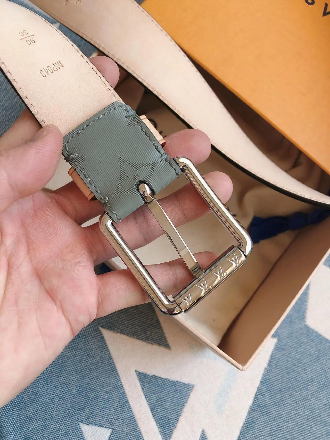 Ceinture Louis Vuitton réversible monogramme jacquard vert beige en cuir 6