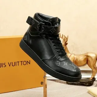 Louis Vuitton Run Away 黑色 Monogram High-Top Lifestyle Sneakers