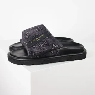 Louis Vuitton Run Away 印花帆布拖鞋