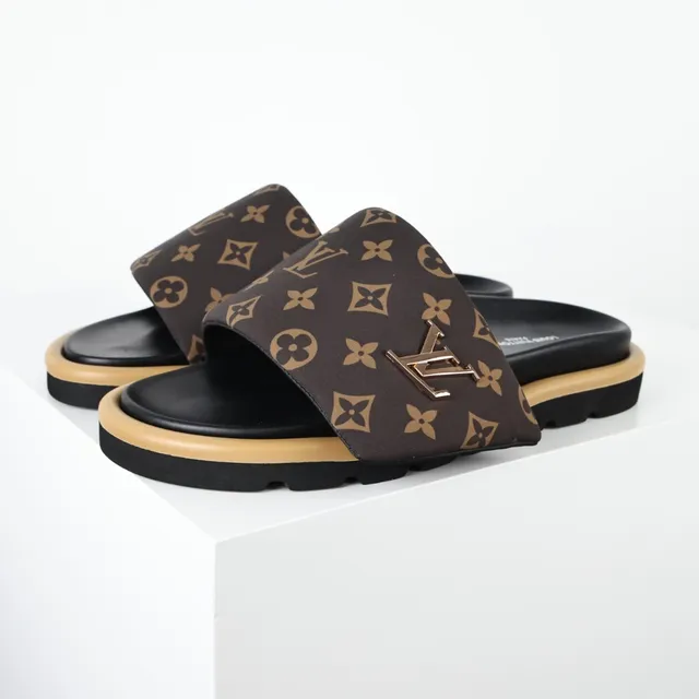 Louis Vuitton Run Away Monogram Canvas Slippers 2