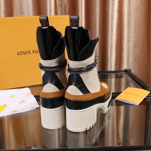Louis Vuitton Run Away Monogram daim bottines 3