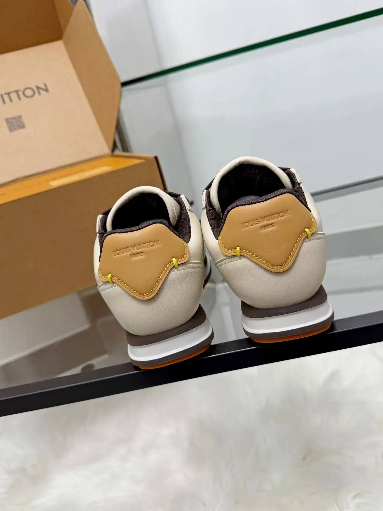 Louis Vuitton Run Away Off-White Brown Orange حذاء رياضي أسلوب حياة 5