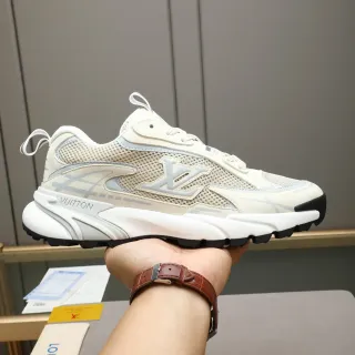 Louis Vuitton fuja Off-White monograma tênis de sola grossa