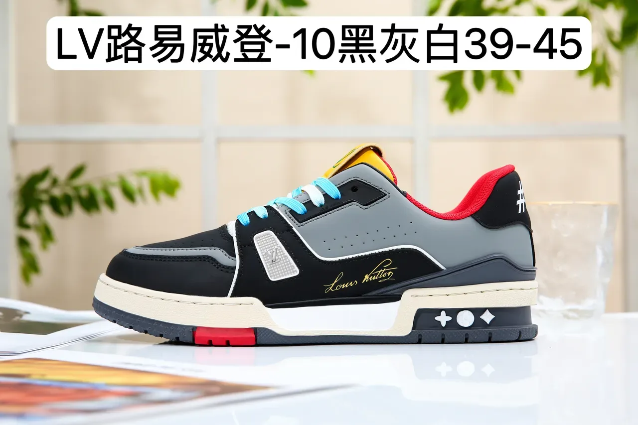 Louis Vuitton Run Away Branco Deep Navy Cinza Sneakers Lifestyle 10