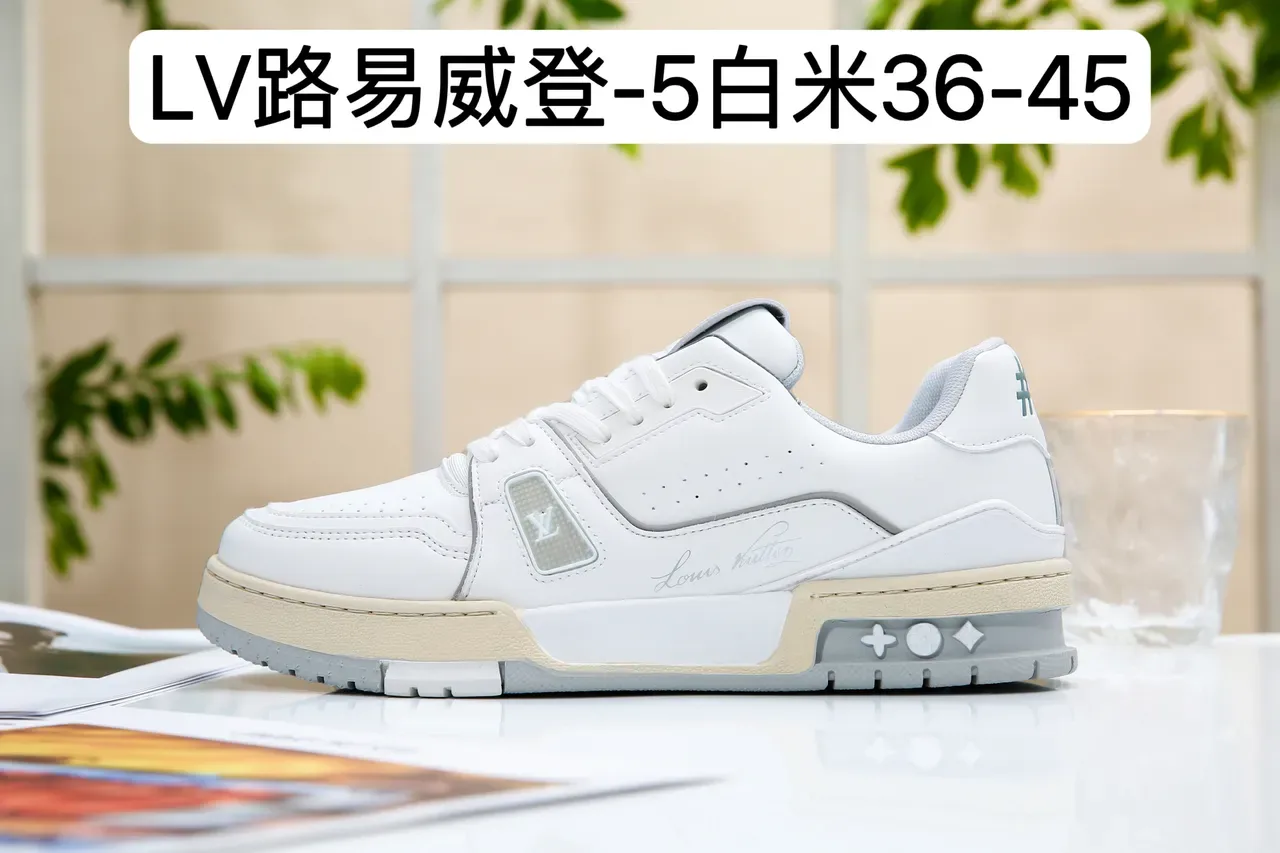 Louis Vuitton Run Away Branco Deep Navy Cinza Sneakers Lifestyle 17