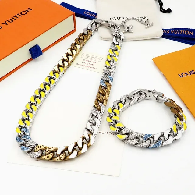 Louis Vuitton Silver Purple Chunky Curb-Link Chain Mixed Metal Necklace 9