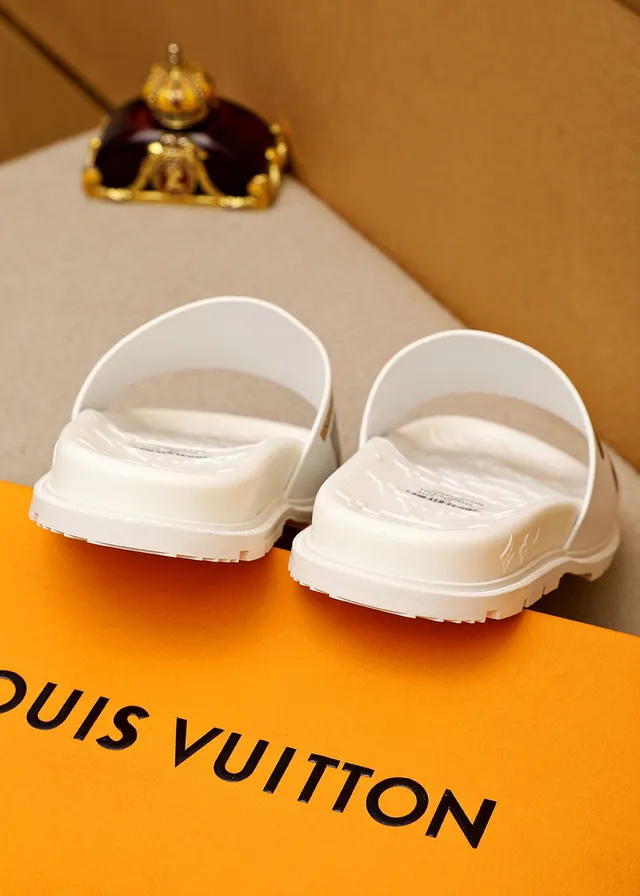 Louis Vuitton Supreme Collaboration Slides White Gold Molded Monogrammed Sole Slide Silhouette Slippers 3