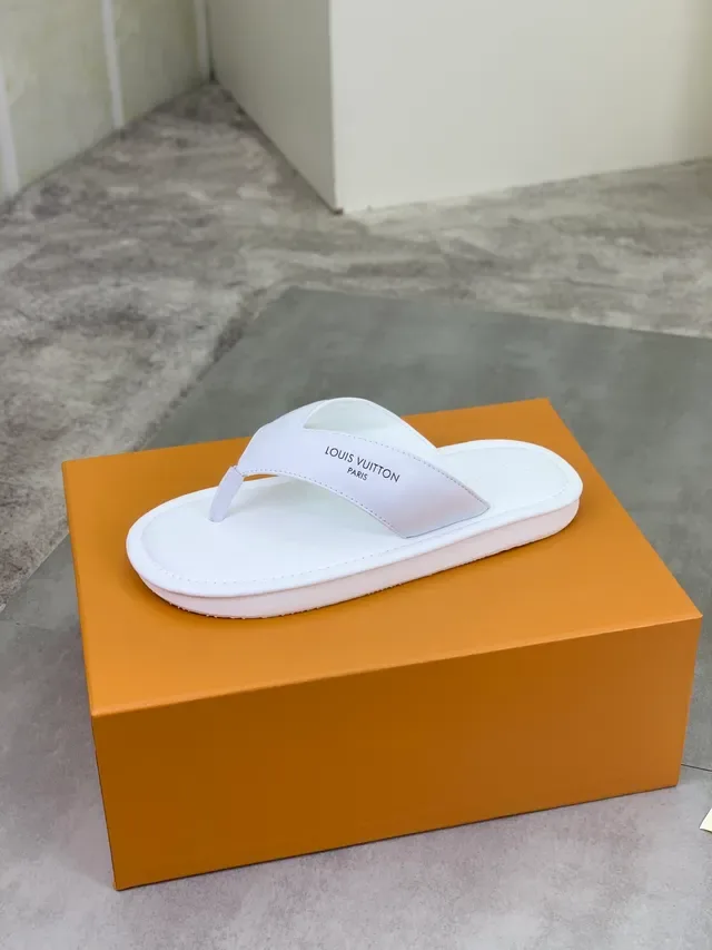 Louis Vuitton White Leather Thong Strap Slippers 4