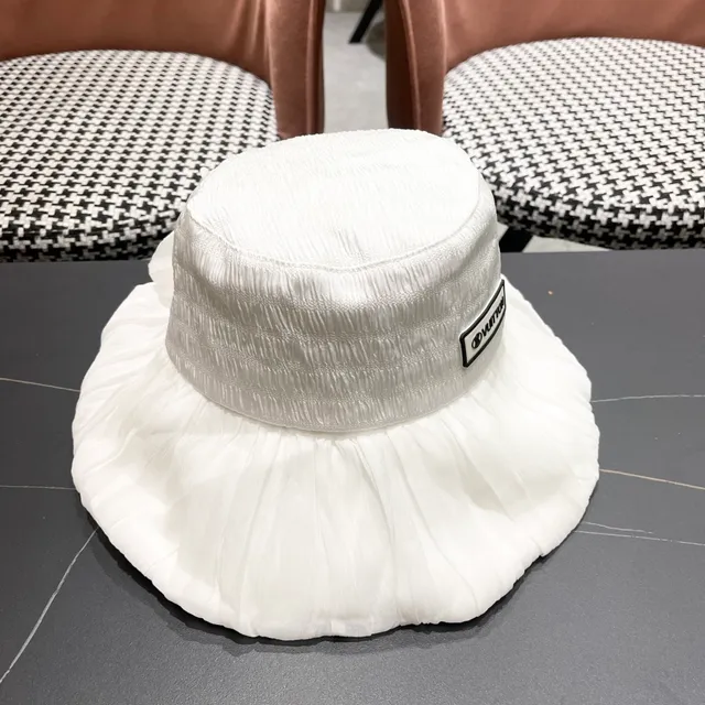 Louis Vuitton White Pleated Ruffled Bucket Hat 8
