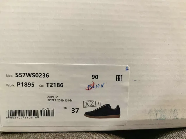 Maison Margiela Black Glossy Patent Leather Stitched Panel Construction Lifestyle Sneakers 12