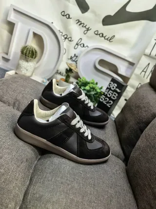 Maison Margiela Black Glossy Patent Leather Stitched Panel Construction Lifestyle Sneakers 19