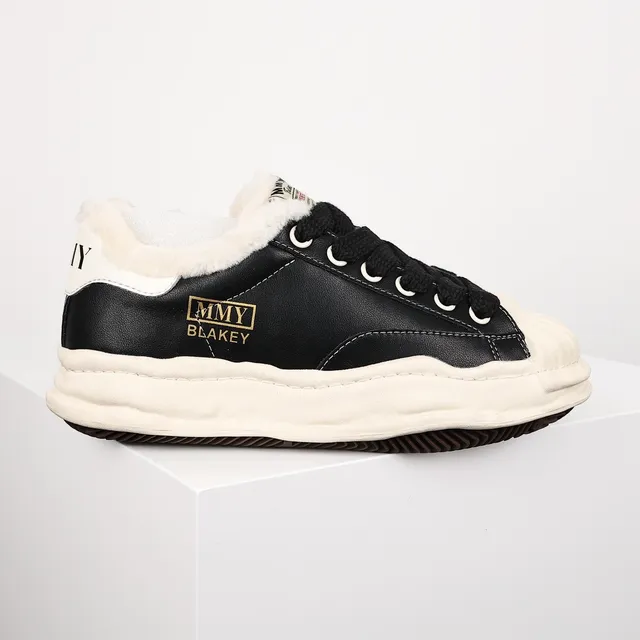 MMY Blakey Negro y crema con cuello de Shearling zapatillas lifestyle 3