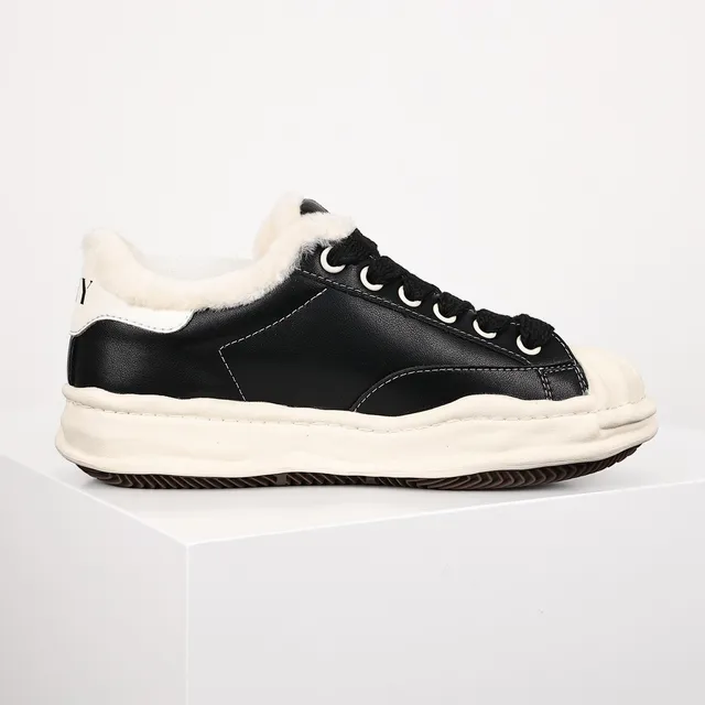 MMY Blakey Negro y crema con cuello de Shearling zapatillas lifestyle 7