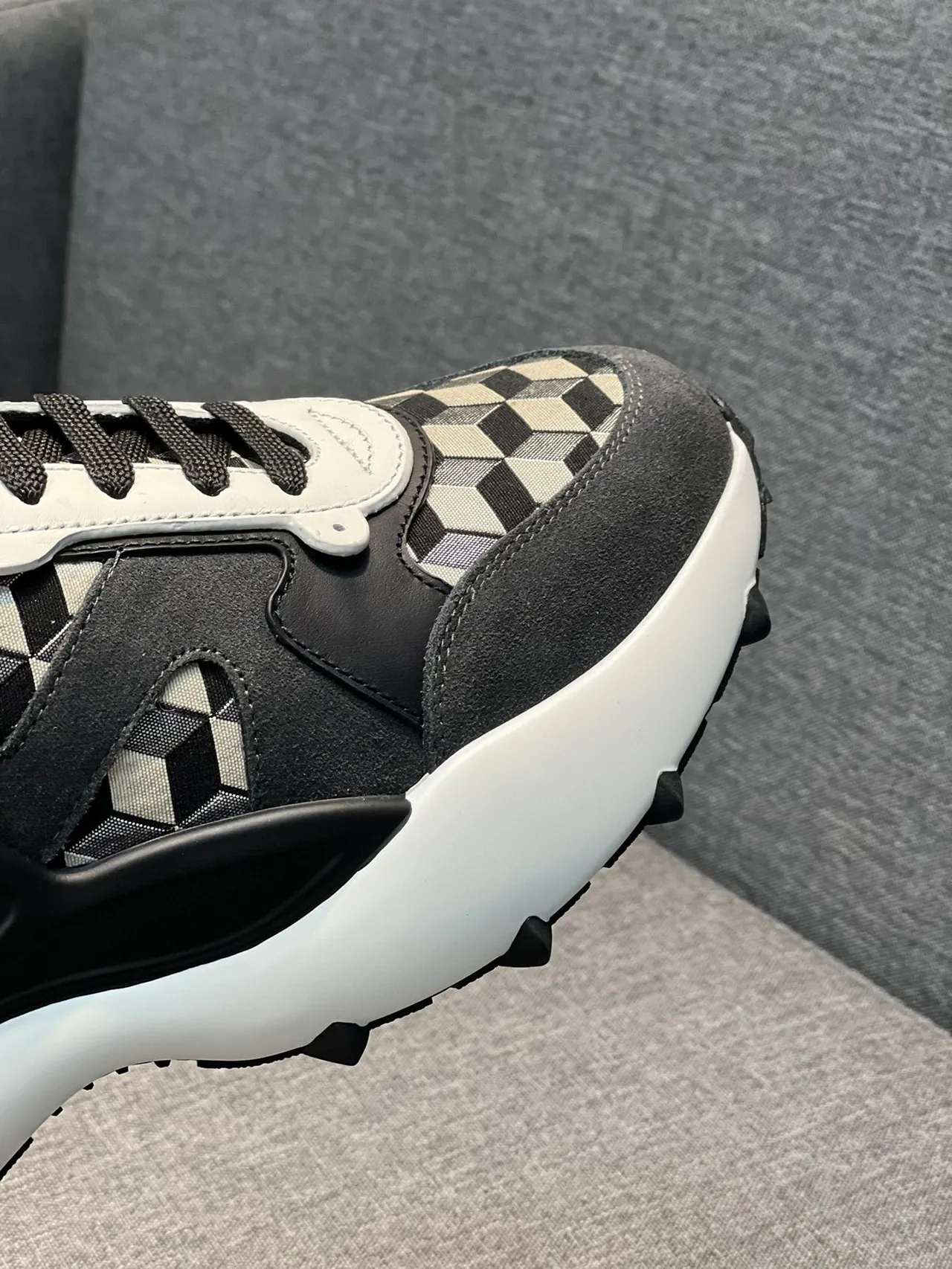 MCM Noir Blanc Semelle Plateforme Damier Géométrique Panneaux Latéraux Sneakers Chunky 3