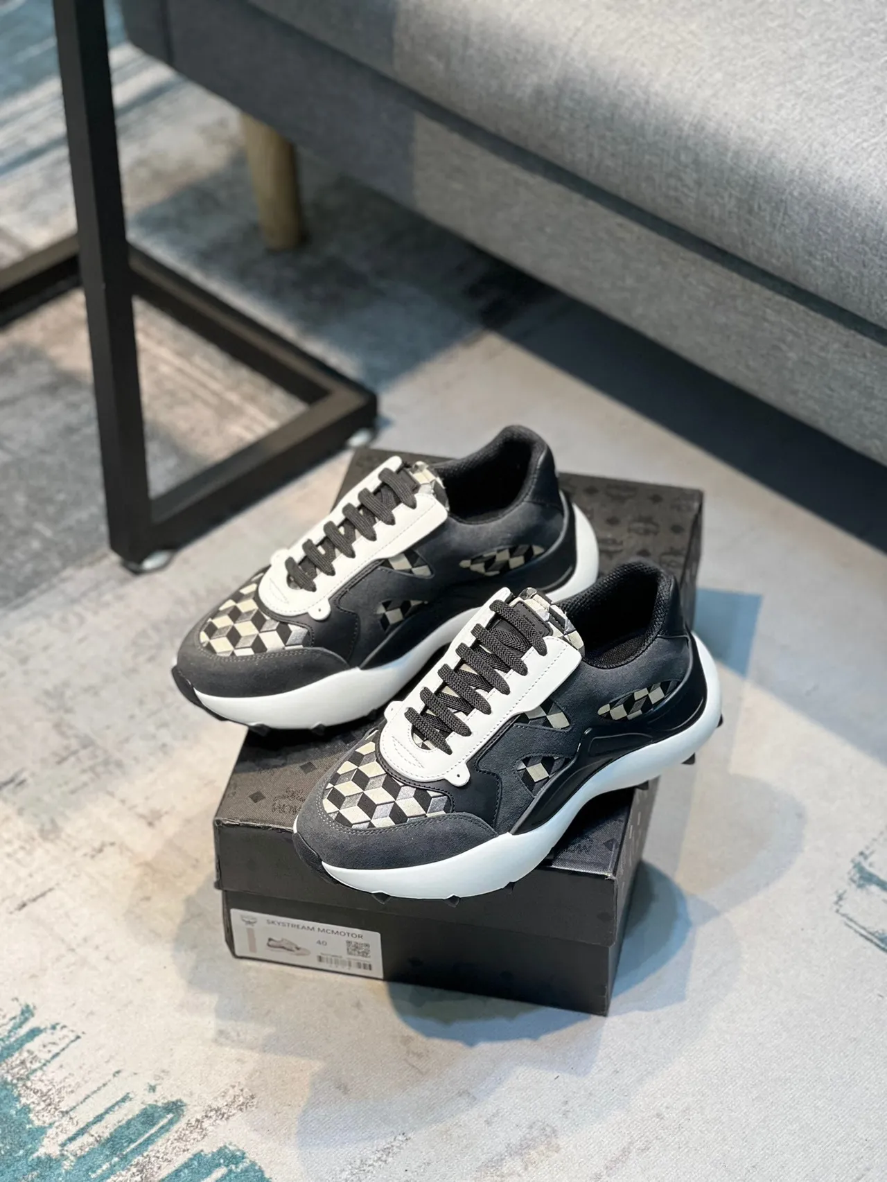 MCM Noir Blanc Semelle Plateforme Damier Géométrique Panneaux Latéraux Sneakers Chunky 7