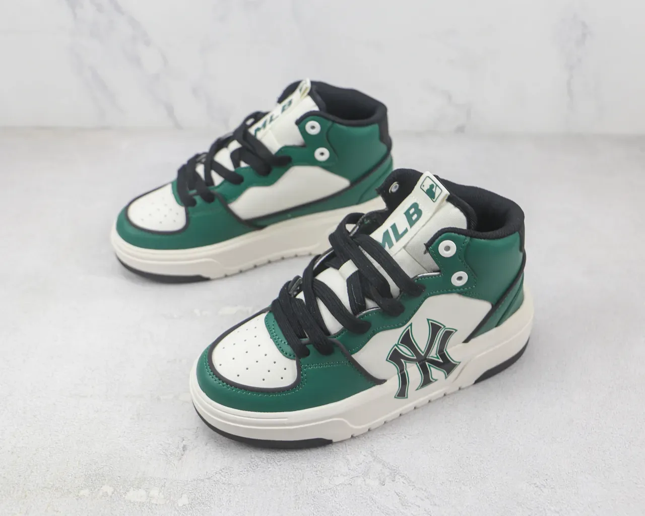 Mitchell & Ness NY Yankees High Top Verde Branco Preto Lifestyle Sneakers 4