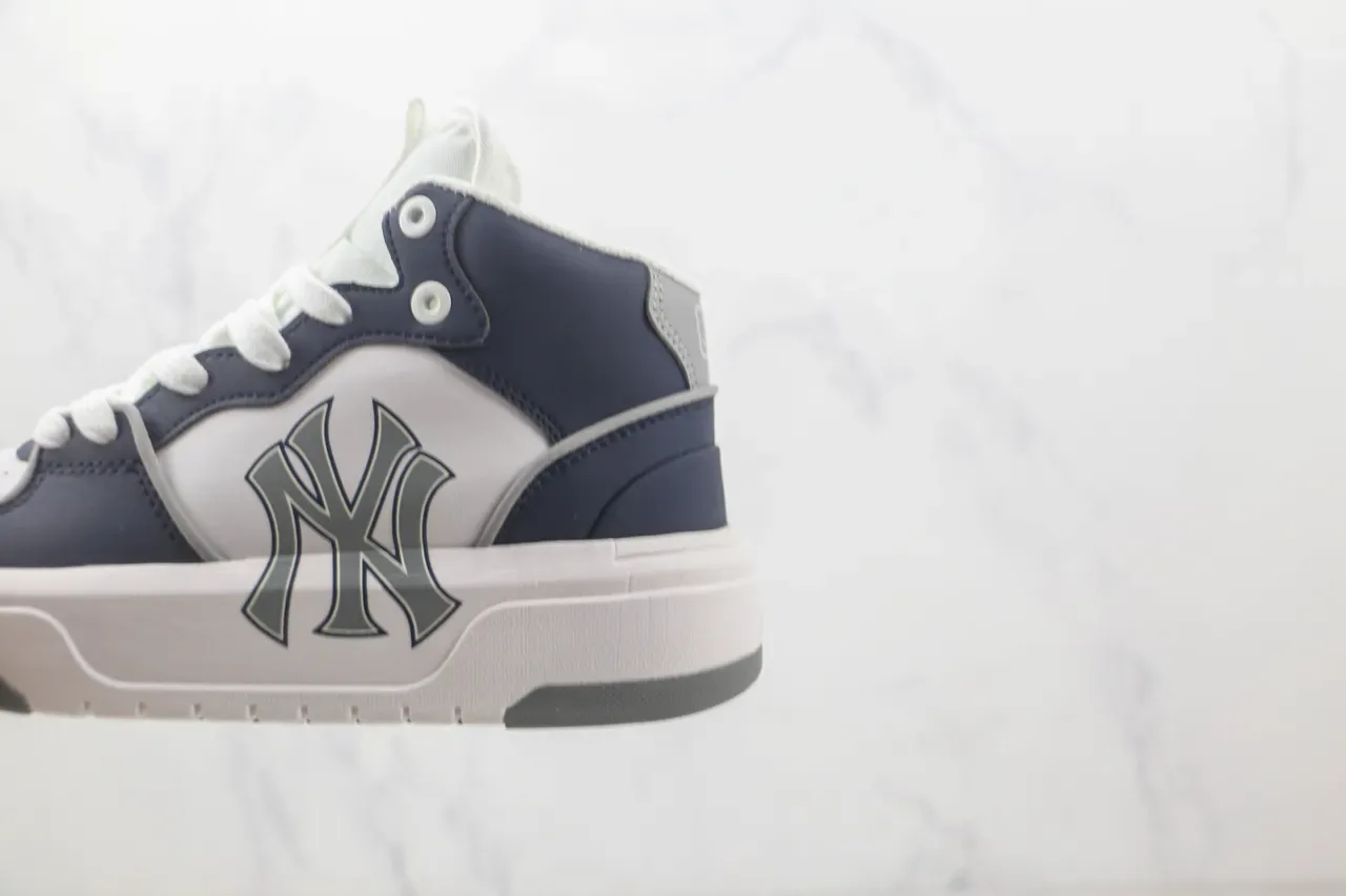 Mitchell & Ness NY Yankees High Top Lifestyle Sneakers 7