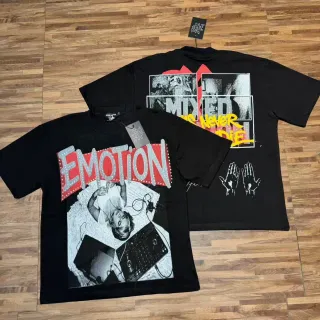 Mixed Emotion Emotion Graphic Print Black T-Shirt