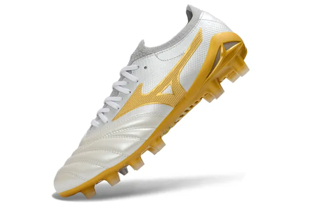 Mizuno Morelia Neo White and Gold Firm-Ground फुटबॉल जूते 3