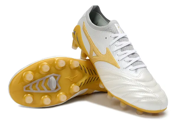 Mizuno Morelia Neo White and Gold Firm-Ground फुटबॉल जूते 4