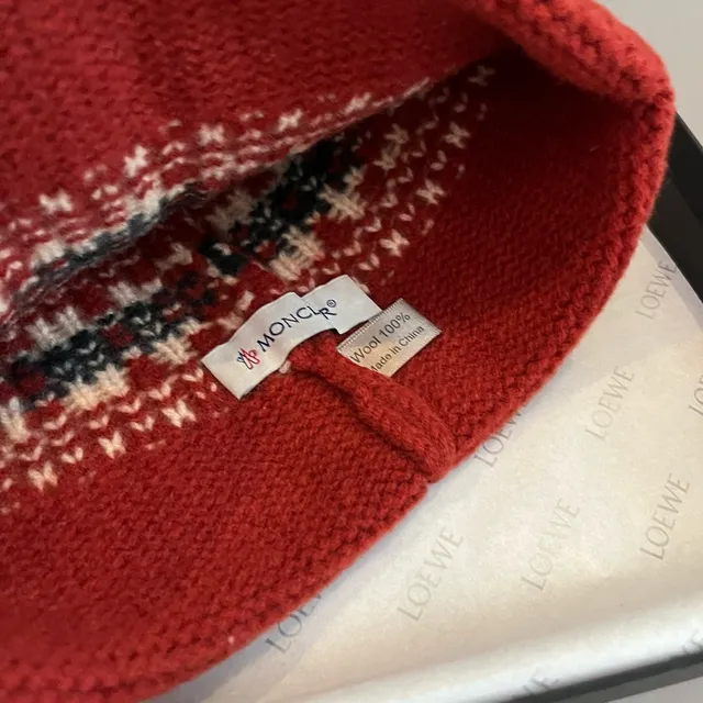 Moncler 费尔岛针织红色针织帽 4