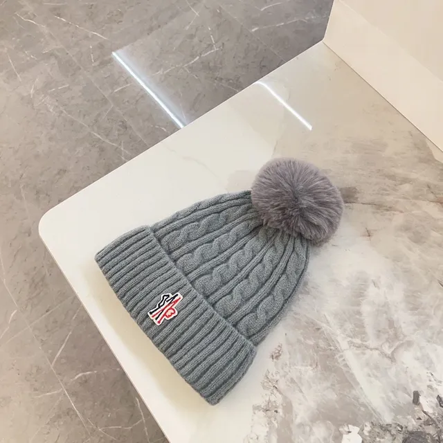 Moncler Boné Cinza Vermelho Tricô Cable Punho Acanalado 7