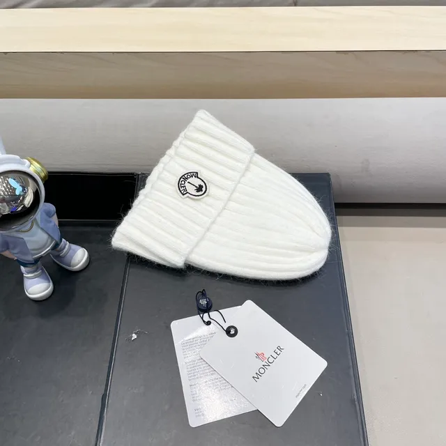 Moncler 白色 罗纹针织 折叠袖口 针织帽 2