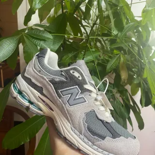 New Balance 1002R ধূসর বেইজ লাইফস্টাইল স্নিকার