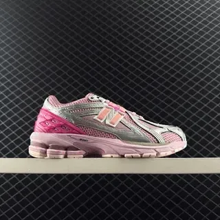 New Balance 1906R গোলাপি ও রূপালী লাইফস্টাইল স্নিকার