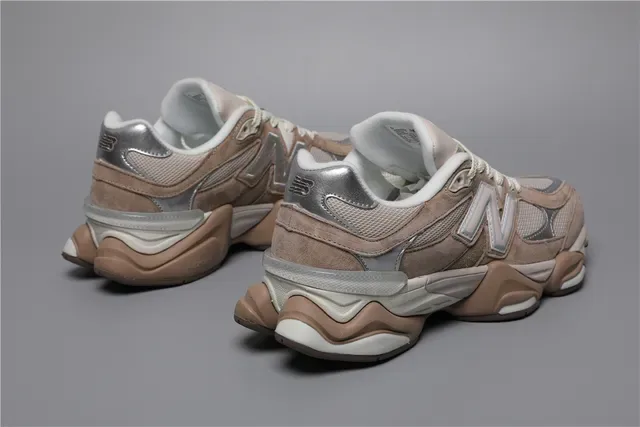 New Balance 9060 بيج وفضي حذاء لايف ستايل رياضي 3