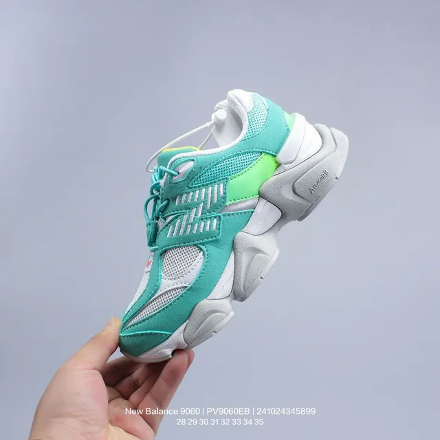 New Balance 9060 beige gris marine sneakers chunky 8