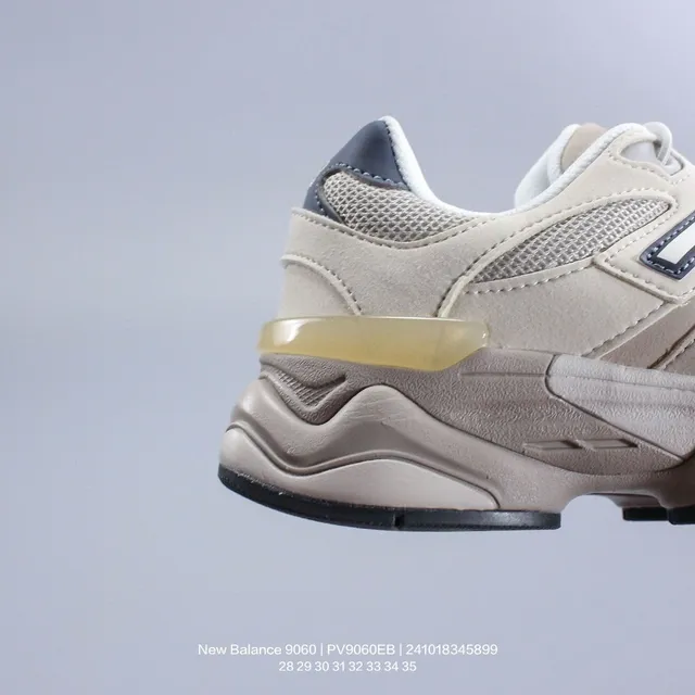 New Balance 9060 beige gris marine sneakers chunky 24