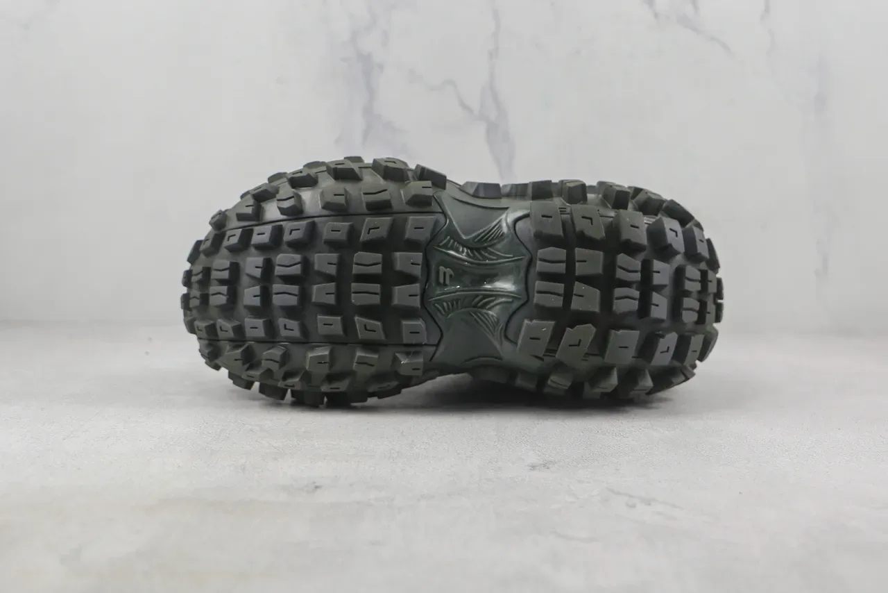 New Balance Verde Ejército Silueta Rústica Suela con Tacones Zapatillas Chunky 8