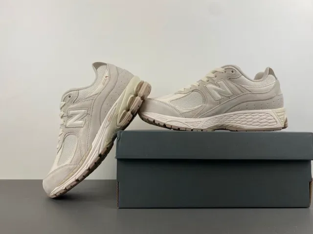 New Balance بيج أبيض شبكي و سويد الجزء العلوي رغوة كثافة مزدوجة وسادة وسطية حذاء أسلوب حياة 14