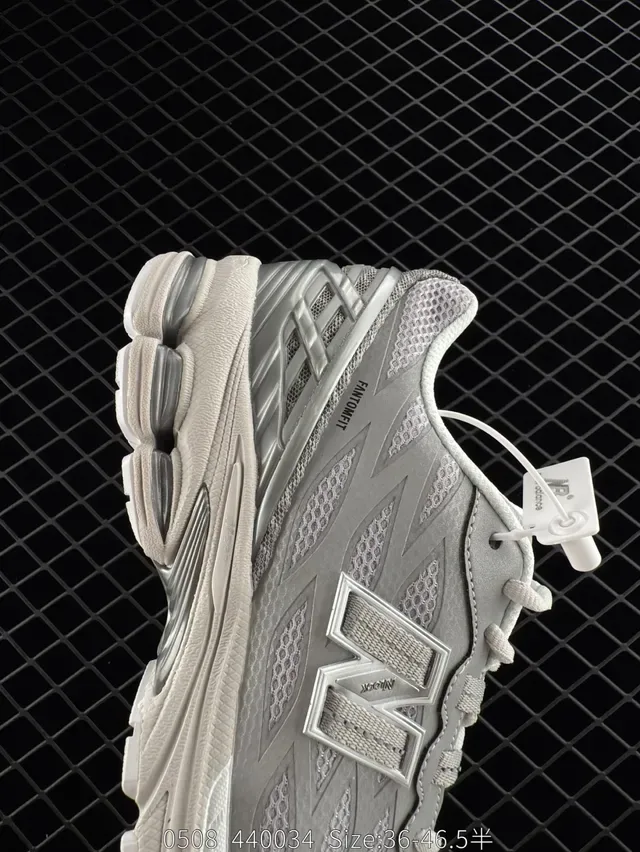 New Balance FANTOMFIT ग्रे मेश लाइफस्टाइल स्नीकर 5
