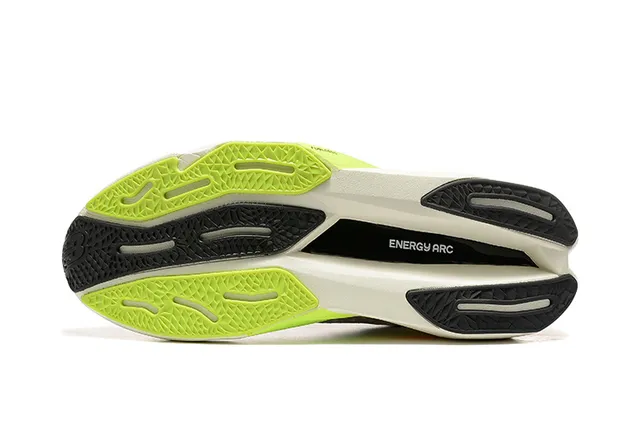New Balance FuelCell Elite सफेद ग्रे इंजीनियर मेश अपर ज्योमेट्रिक मिडसोल रनिंग शूज 5