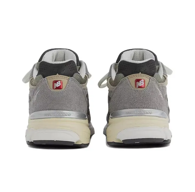 New Balance 灰米色网面和麂皮鞋面分层泡沫中底生活方式运动鞋 5