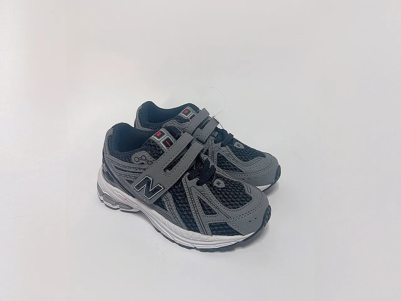 New Balance أحذية جري رمادي وردي شبكي اصطناعي 2