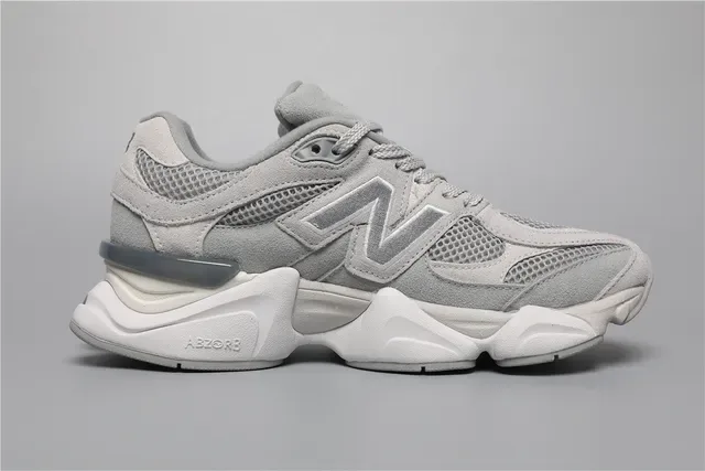 New Balance Gray White Layered Mesh And Suede Upper Oversized 'N' Logo Lifestyle Sneakers 8