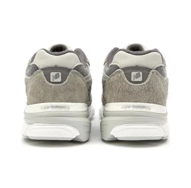 New Balance Cinza Branco Suede E Malha Sola Chunky Tênis Lifestyle 4